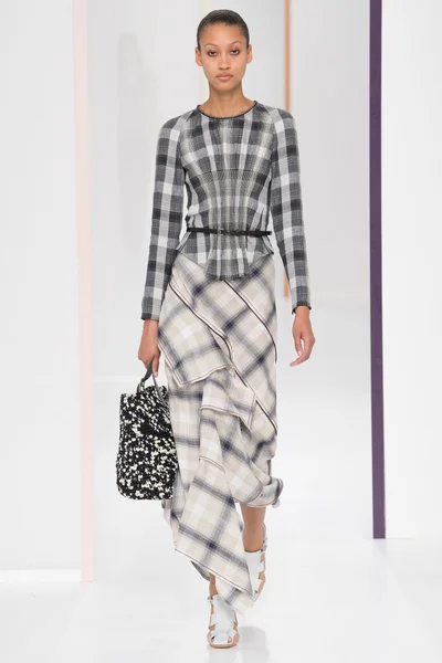 Look 31